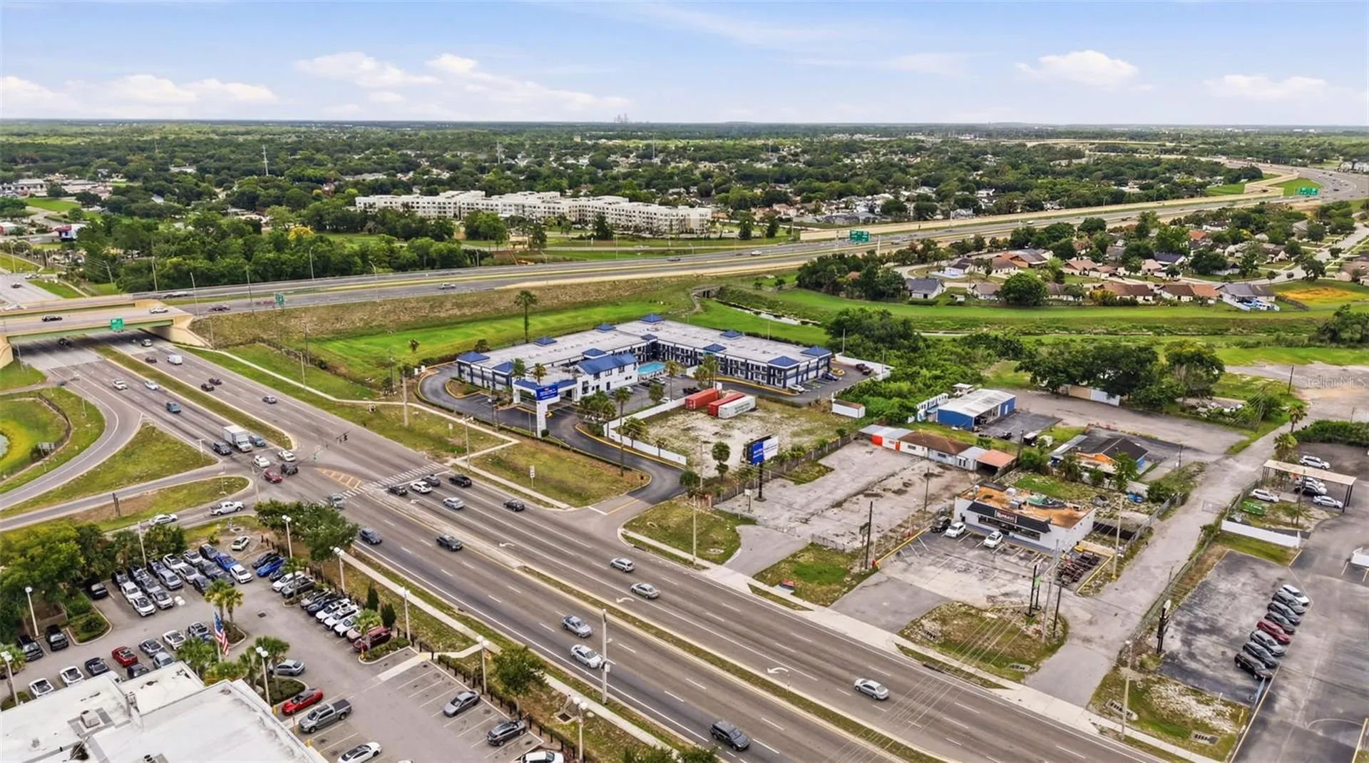8710 E Colonial Drive Orlando FL 32817