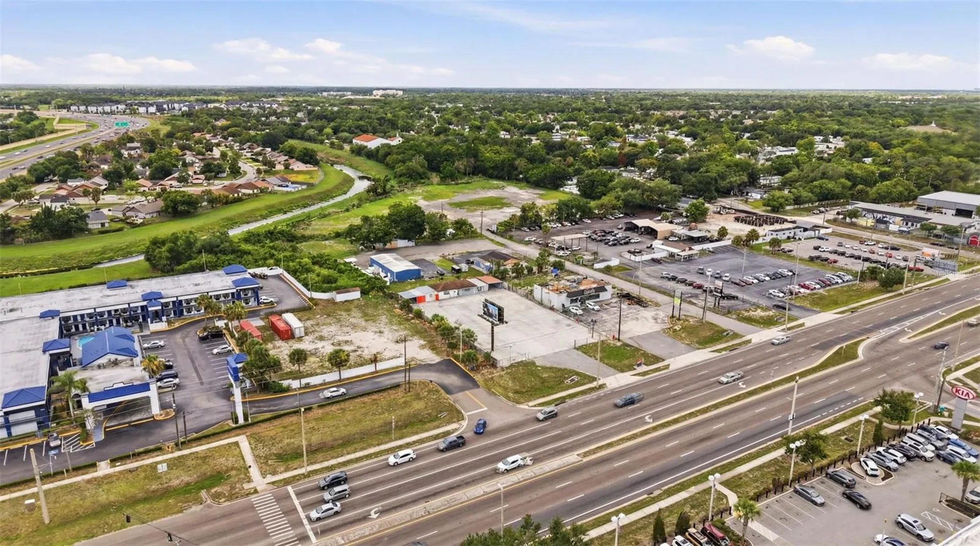 8710 E Colonial Drive Orlando FL 32817