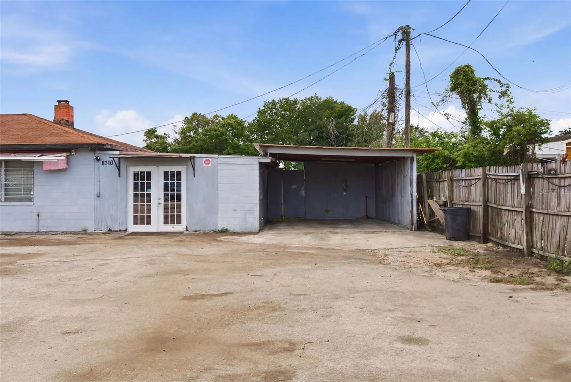 8710 E Colonial Drive Orlando FL 32817