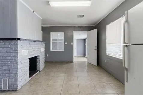 8710 E Colonial Drive Orlando FL 32817