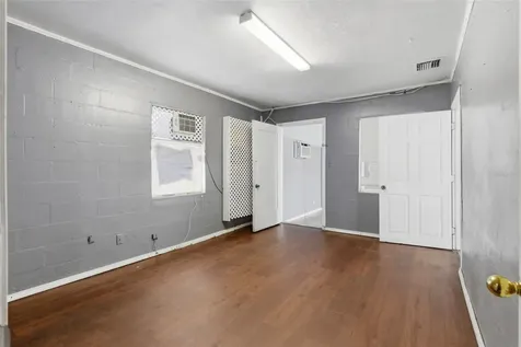 8710 E Colonial Drive Orlando FL 32817