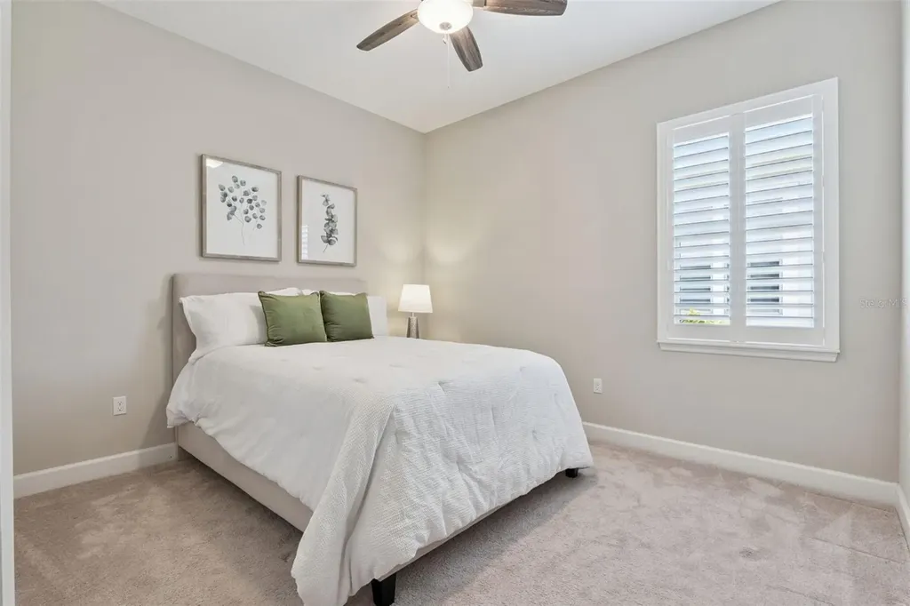 1689 Victoria Gardens Drive Deland FL 32724