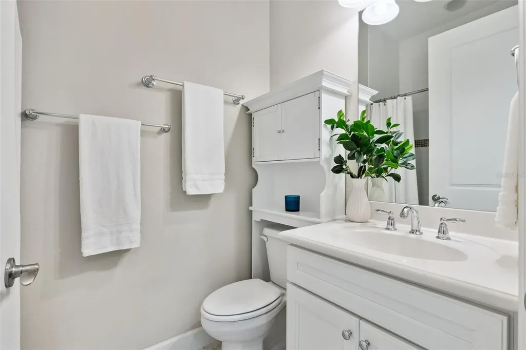 1689 Victoria Gardens Drive Deland FL 32724