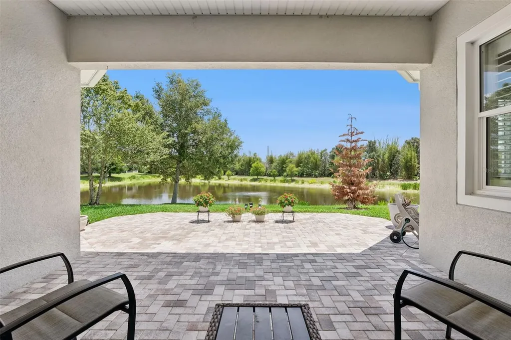 1689 Victoria Gardens Drive Deland FL 32724