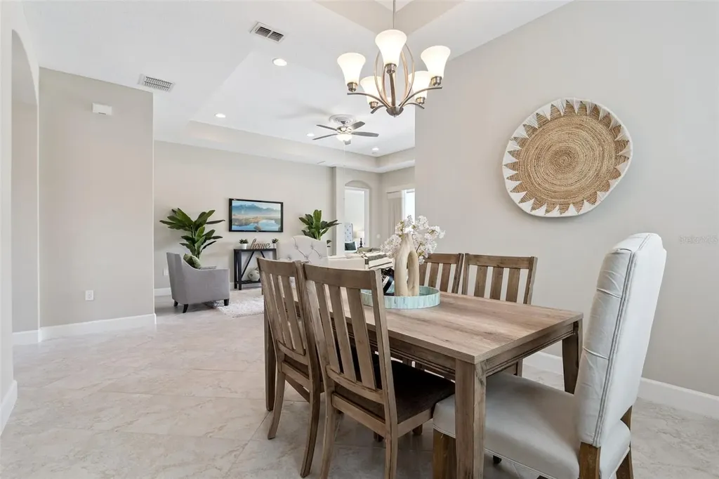 1689 Victoria Gardens Drive Deland FL 32724