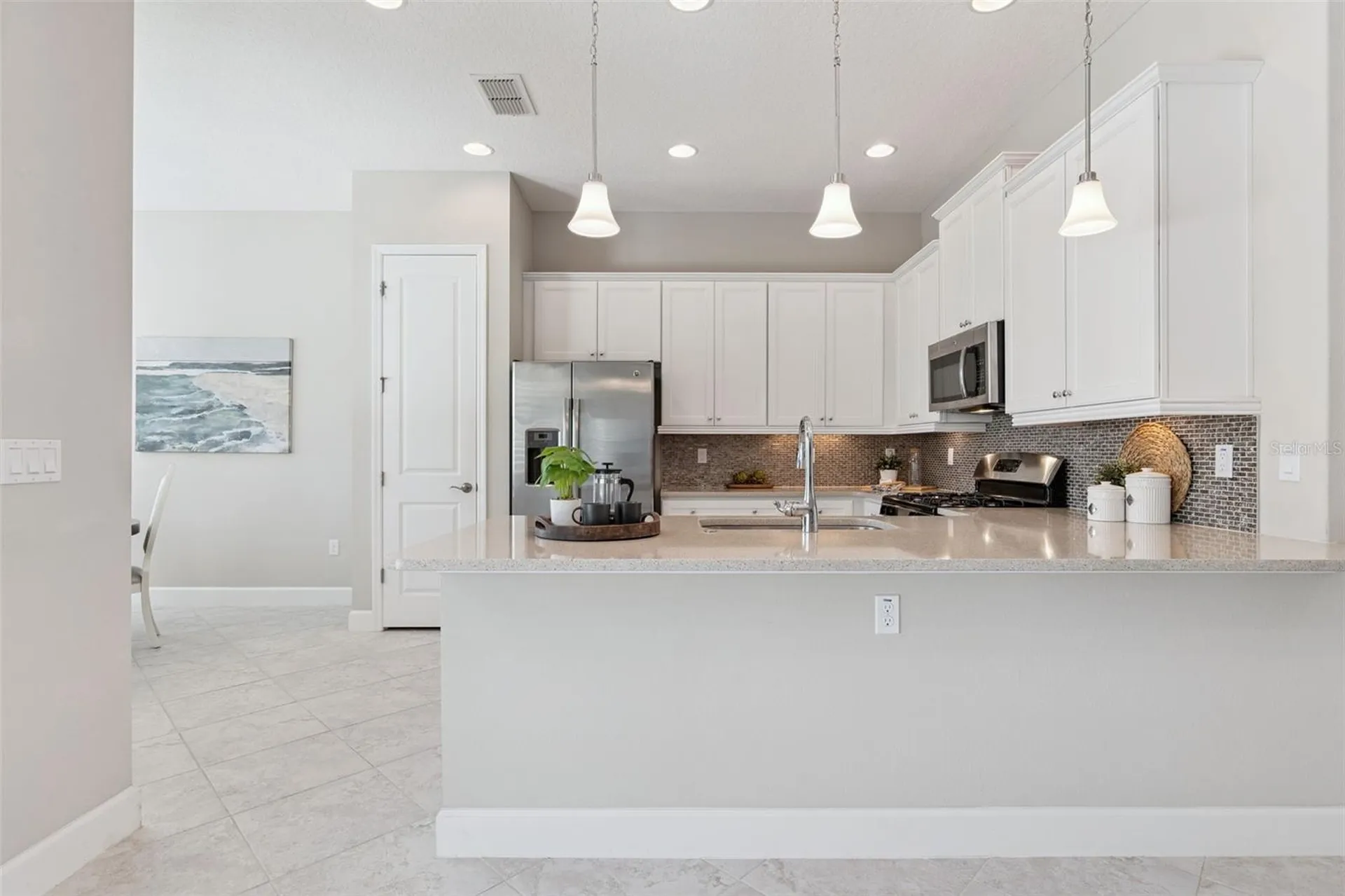 1689 Victoria Gardens Drive Deland FL 32724