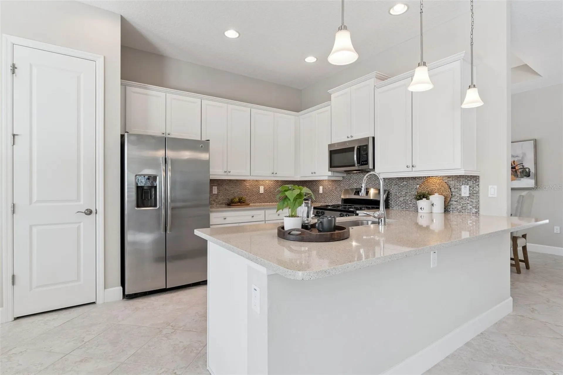 1689 Victoria Gardens Drive Deland FL 32724