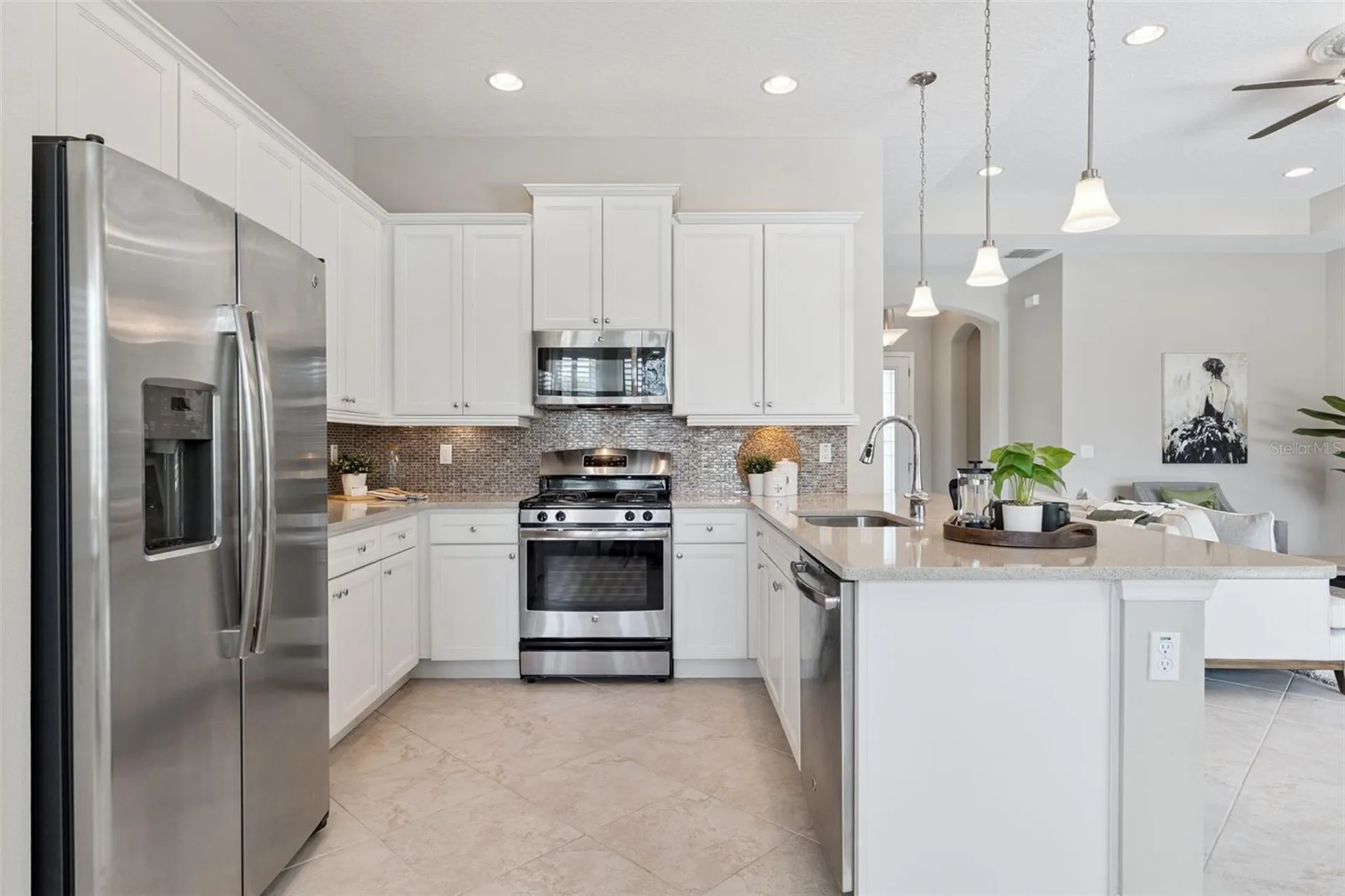 1689 Victoria Gardens Drive Deland FL 32724