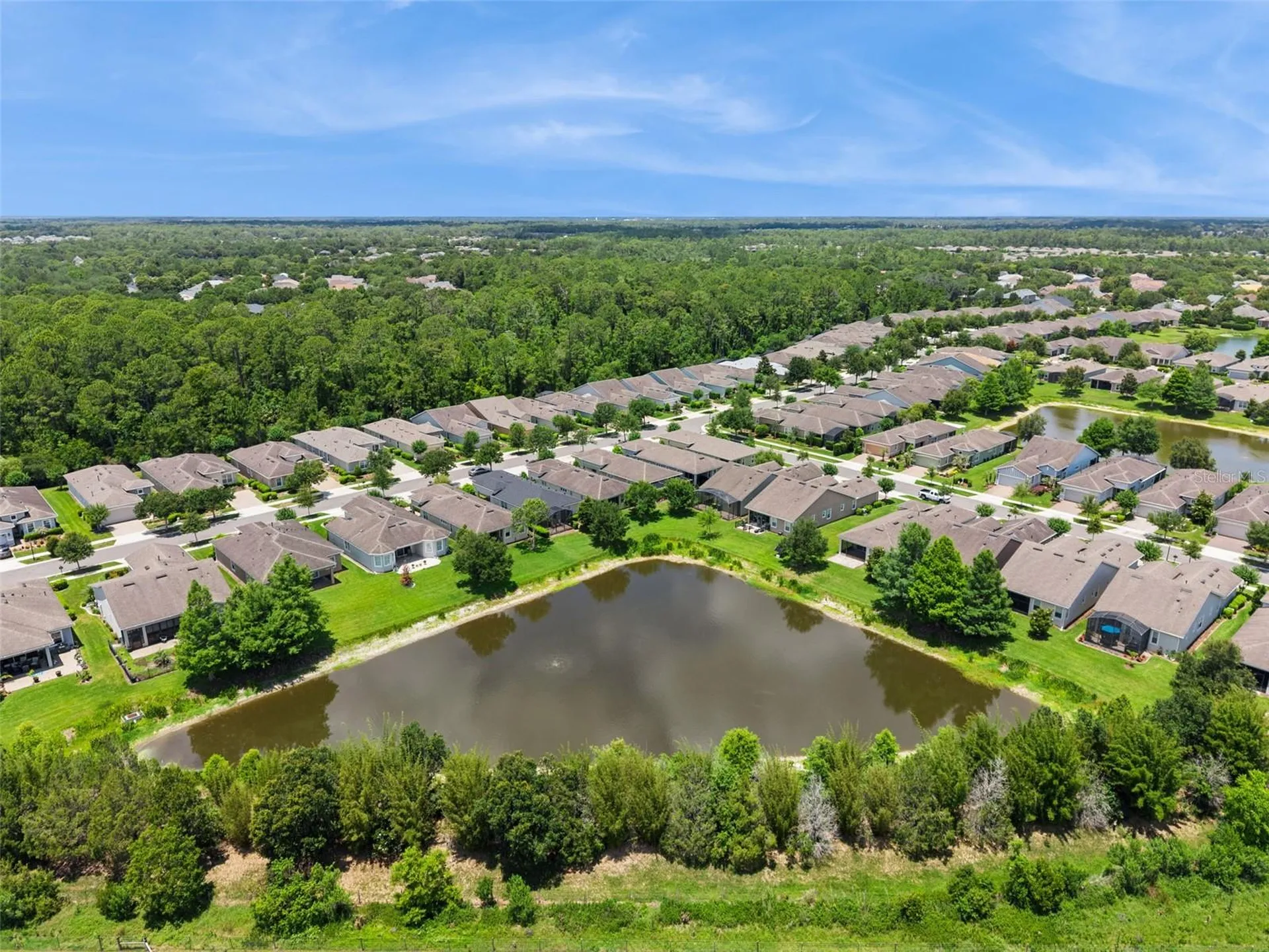 1689 Victoria Gardens Drive Deland FL 32724