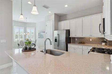 1689 Victoria Gardens Drive Deland FL 32724