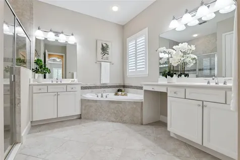 1689 Victoria Gardens Drive Deland FL 32724