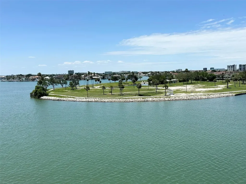 450 Treasure Island Causeway Treasure Island FL 33706