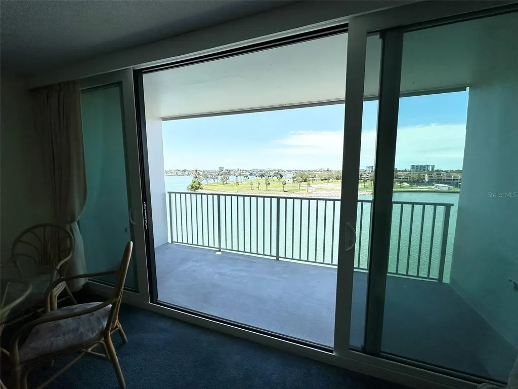 450 Treasure Island Causeway Treasure Island FL 33706