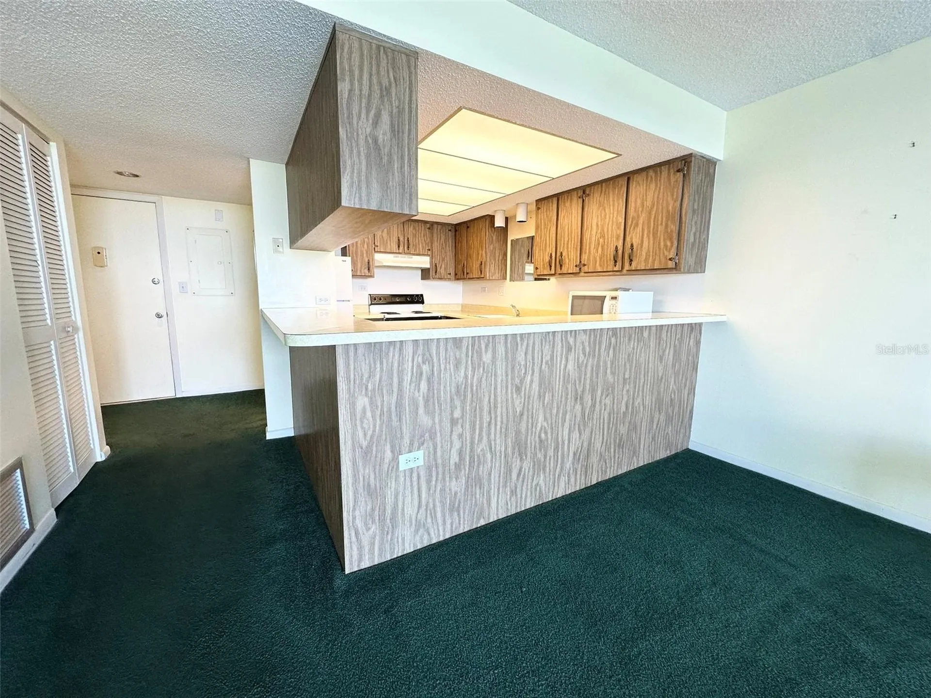 450 Treasure Island Causeway Treasure Island FL 33706