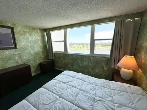 450 Treasure Island Causeway Treasure Island FL 33706