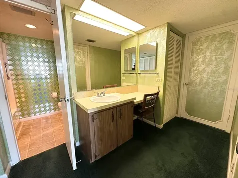 450 Treasure Island Causeway Treasure Island FL 33706
