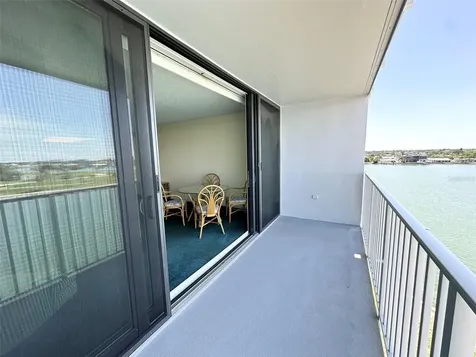 450 Treasure Island Causeway Treasure Island FL 33706