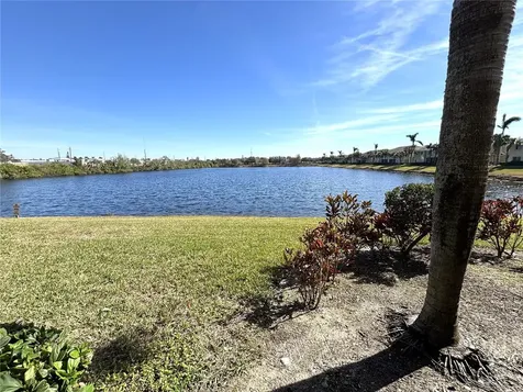 3825 45th Terrace W Bradenton FL 34210