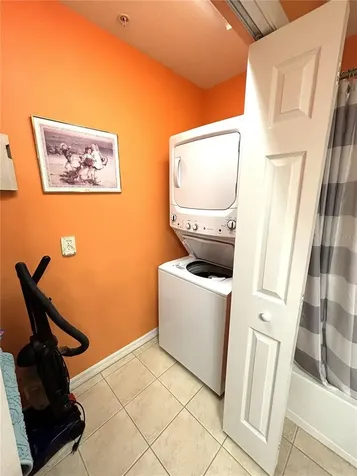 3825 45th Terrace W Bradenton FL 34210