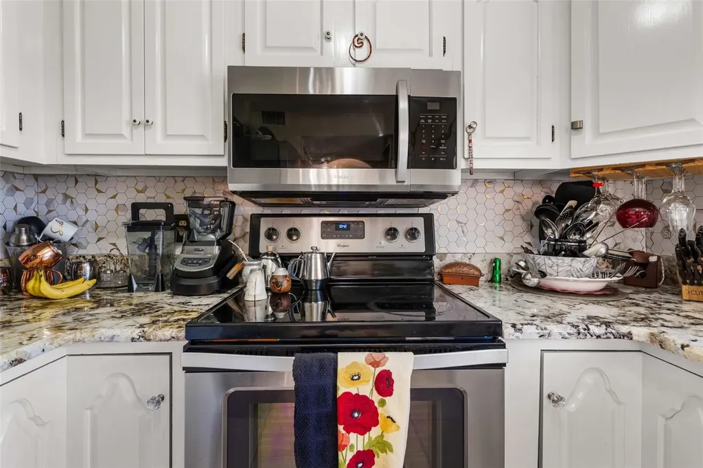 100 E Oak Terrace Drive Leesburg FL 34748