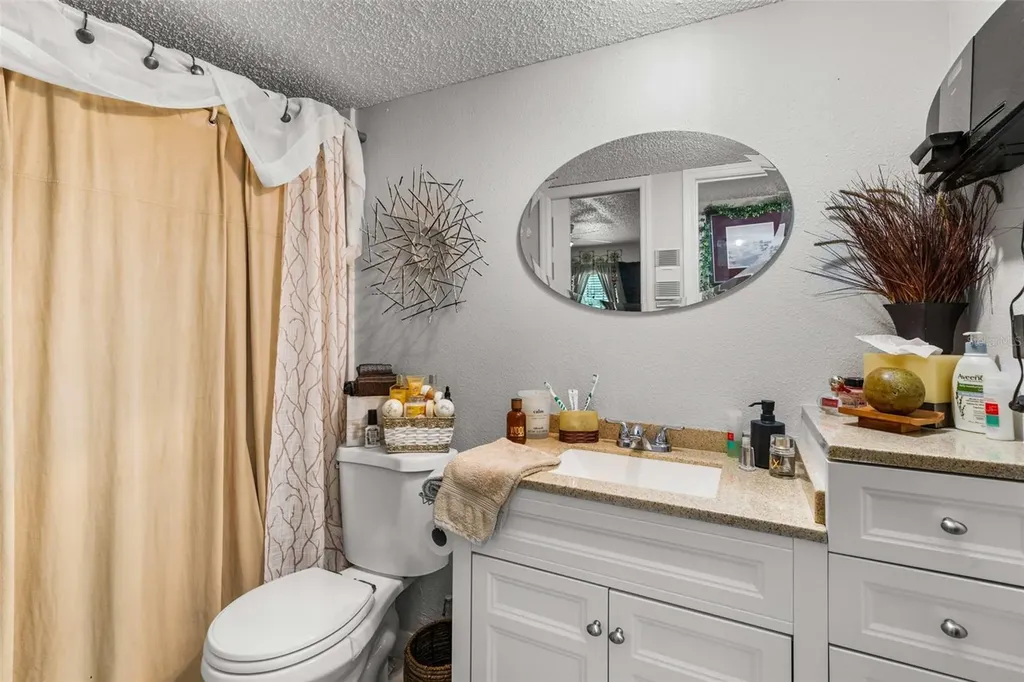 100 E Oak Terrace Drive Leesburg FL 34748