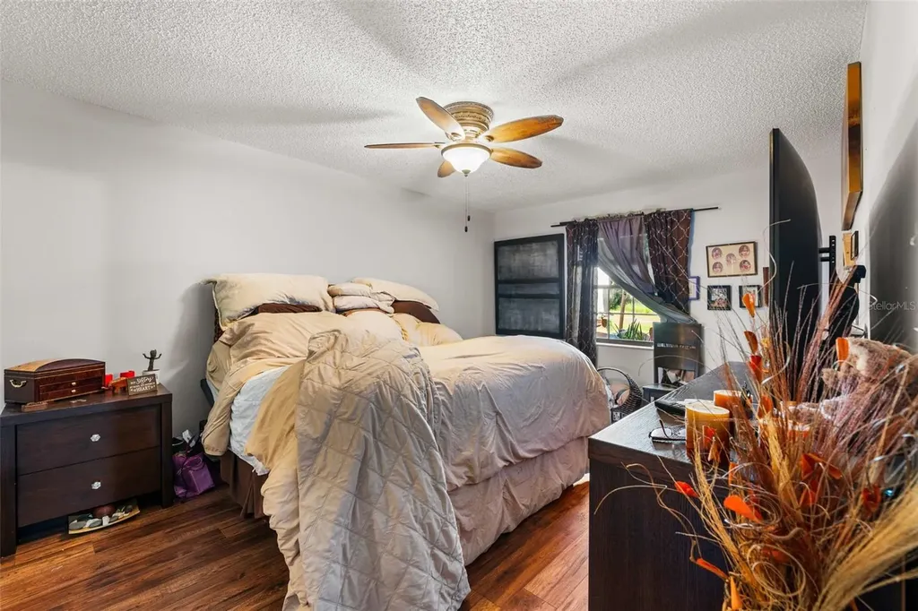 100 E Oak Terrace Drive Leesburg FL 34748