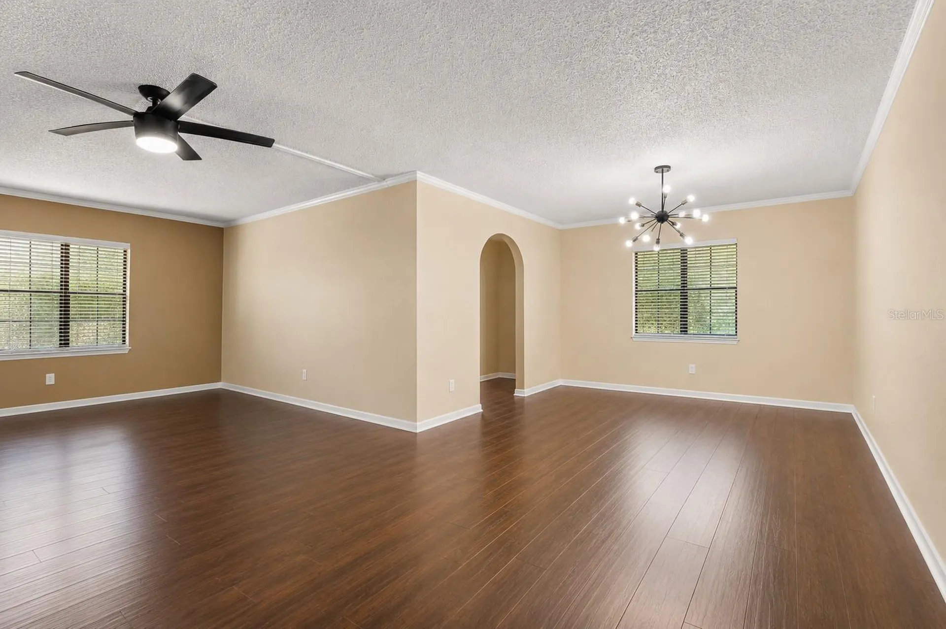 100 E Oak Terrace Drive Leesburg FL 34748