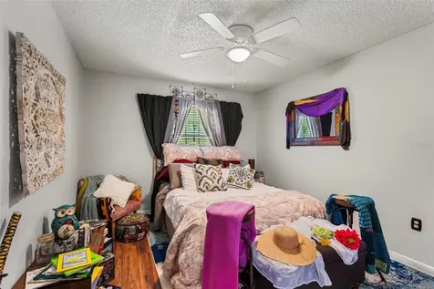 100 E Oak Terrace Drive Leesburg FL 34748