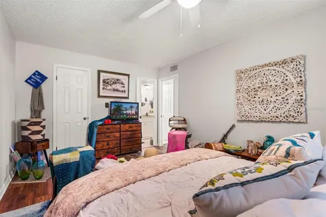 100 E Oak Terrace Drive Leesburg FL 34748