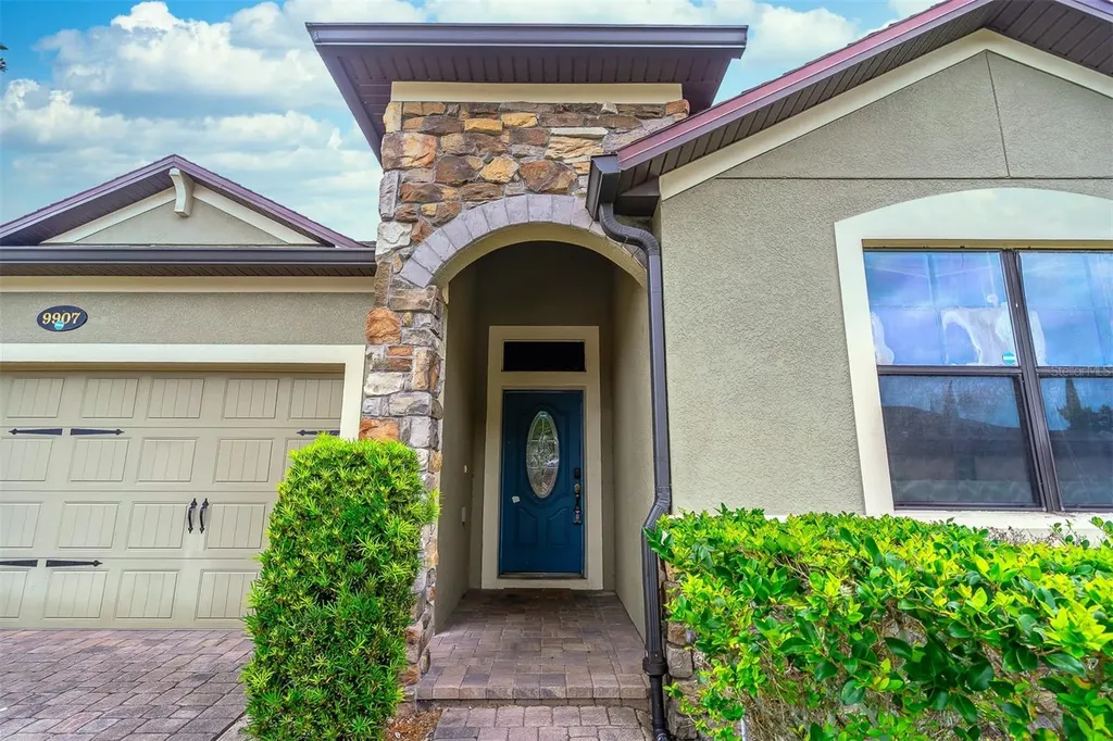 9907 Armando Circle Orlando FL 32825