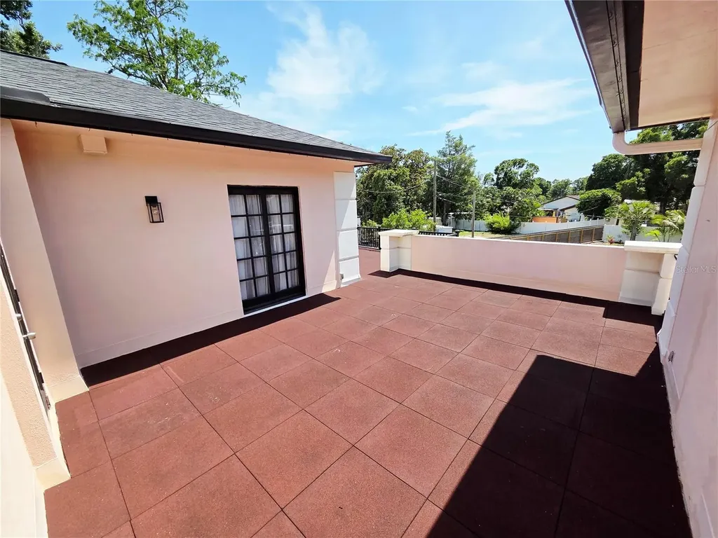 411 72nd Street S St Petersburg FL 33707