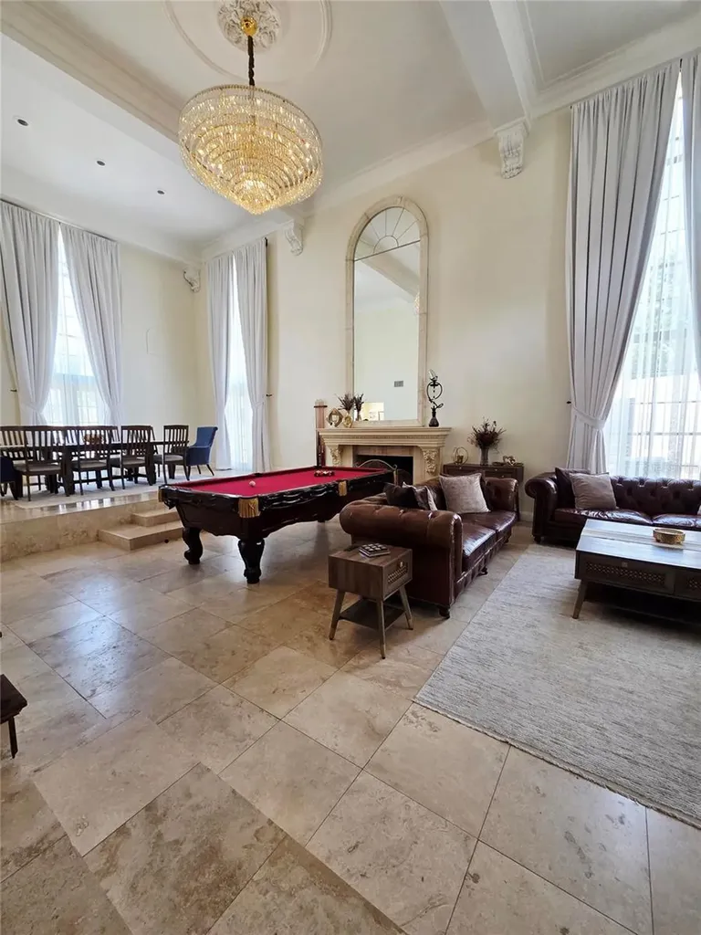411 72nd Street S St Petersburg FL 33707