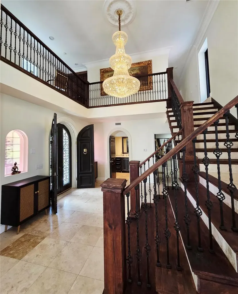 411 72nd Street S St Petersburg FL 33707