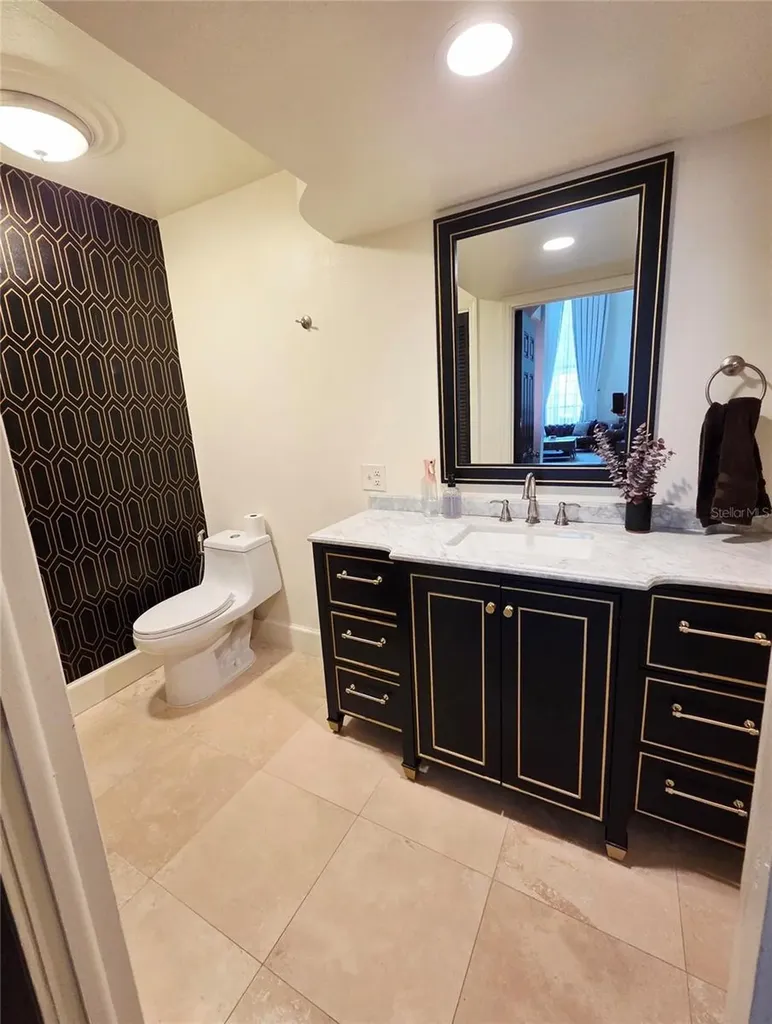 411 72nd Street S St Petersburg FL 33707