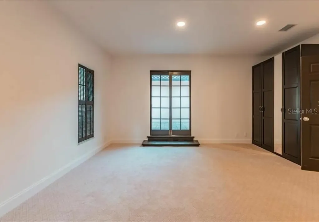 411 72nd Street S St Petersburg FL 33707