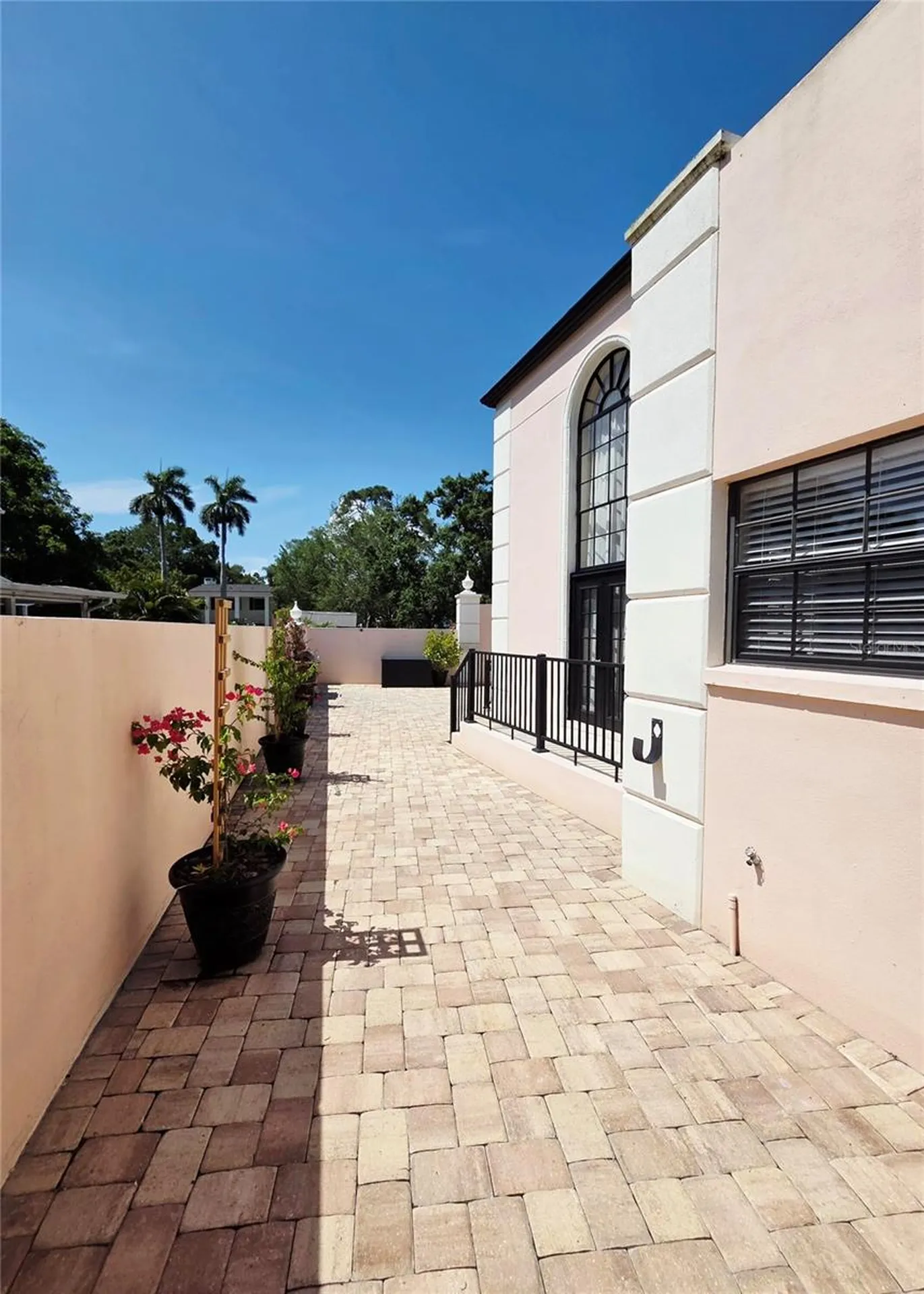 411 72nd Street S St Petersburg FL 33707