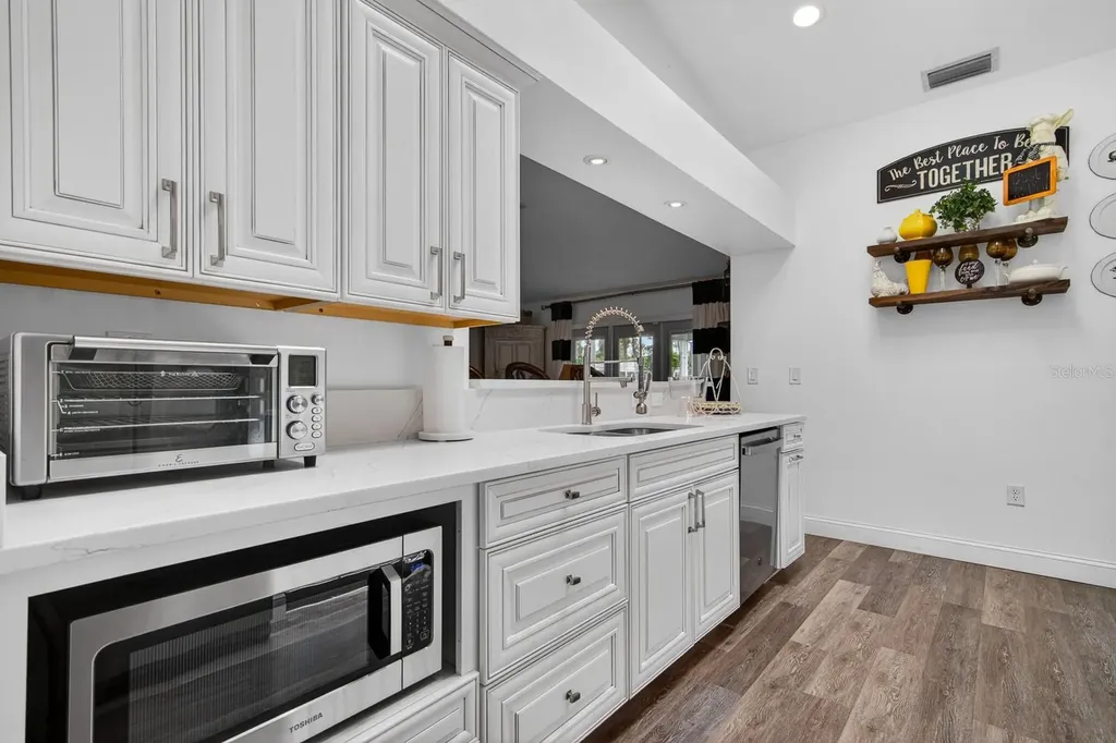 16 Citrus Drive Palm Harbor FL 34684