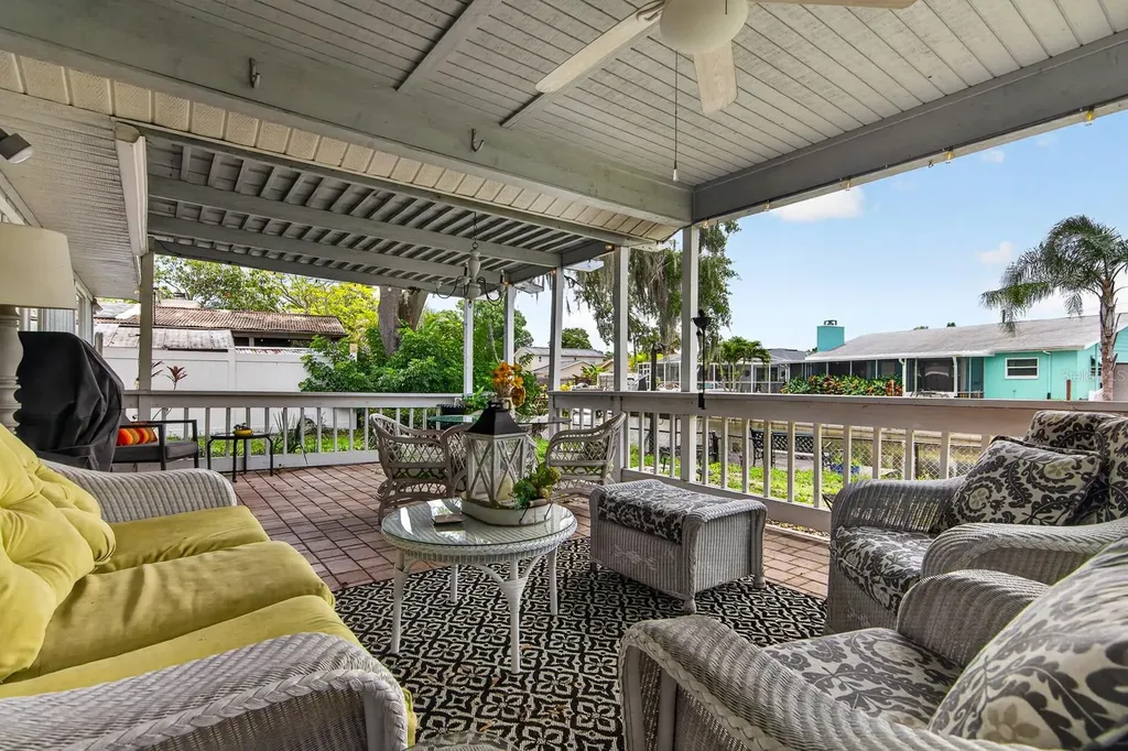 16 Citrus Drive Palm Harbor FL 34684