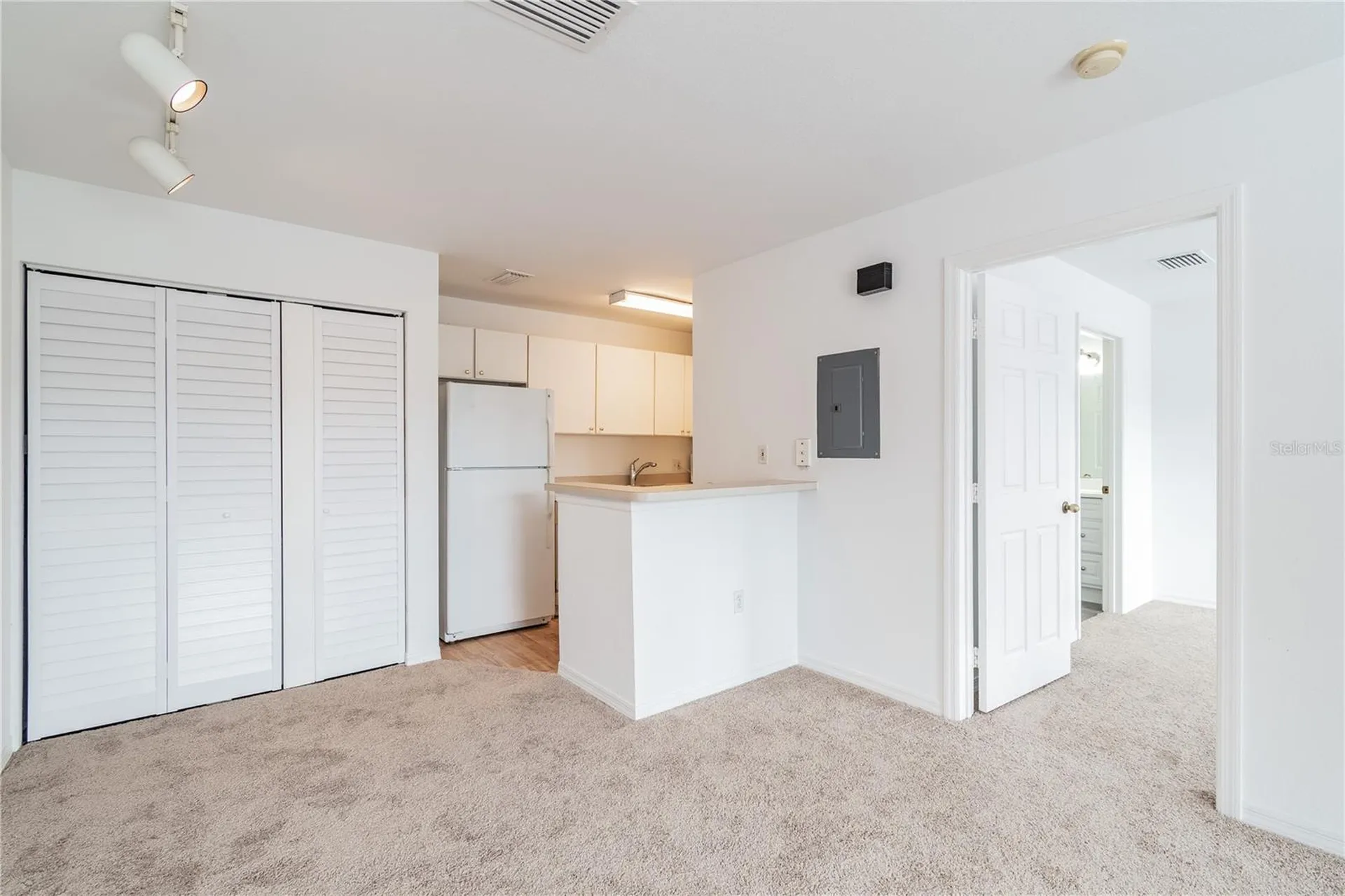 9632 Lake Chase Island Way Tampa FL 33626