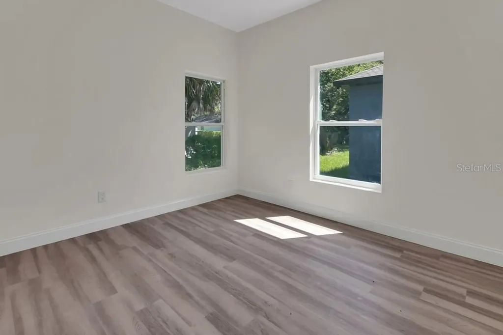 558 Wallace Street Daytona Beach FL 32114
