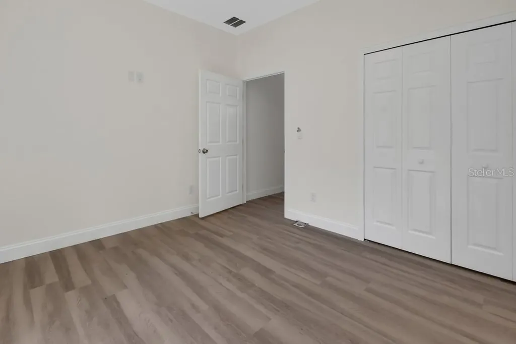 558 Wallace Street Daytona Beach FL 32114