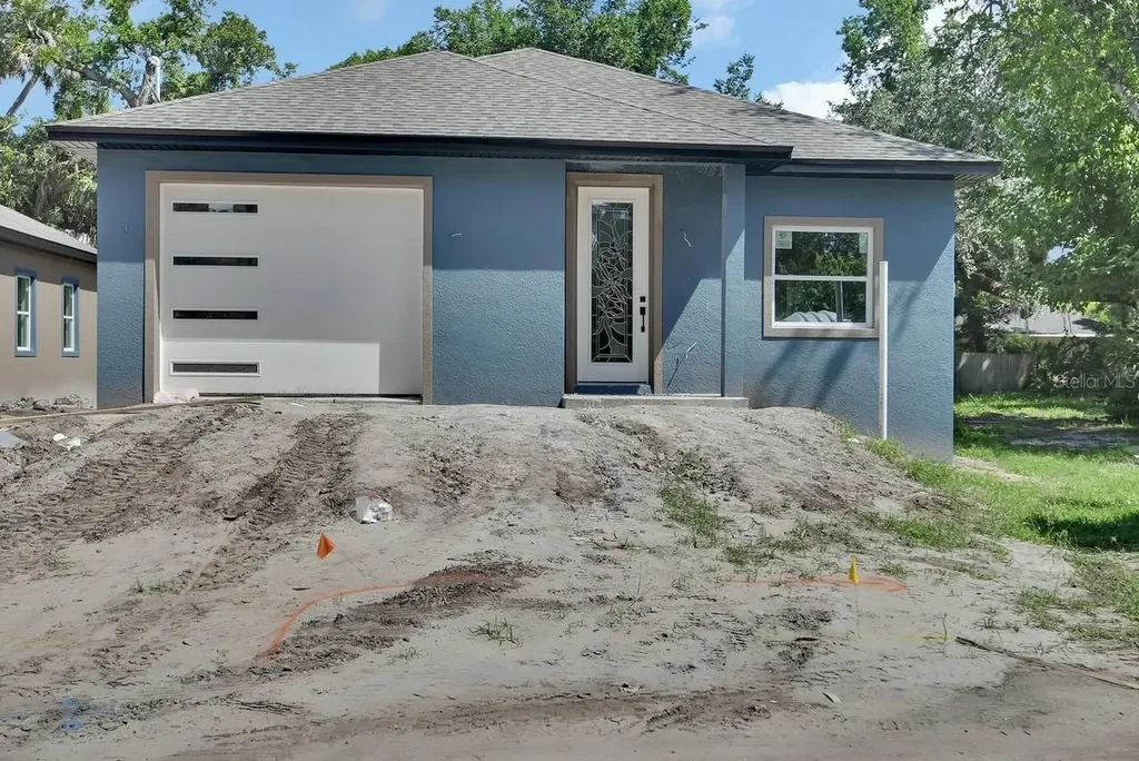558 Wallace Street Daytona Beach FL 32114