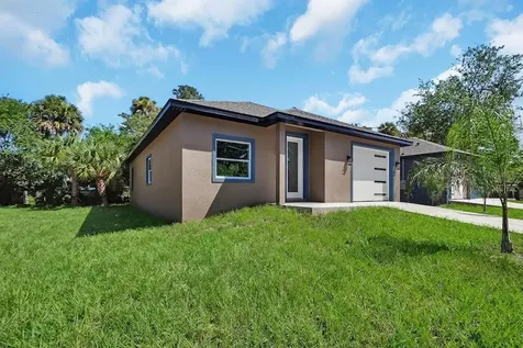 558 Wallace Street Daytona Beach FL 32114