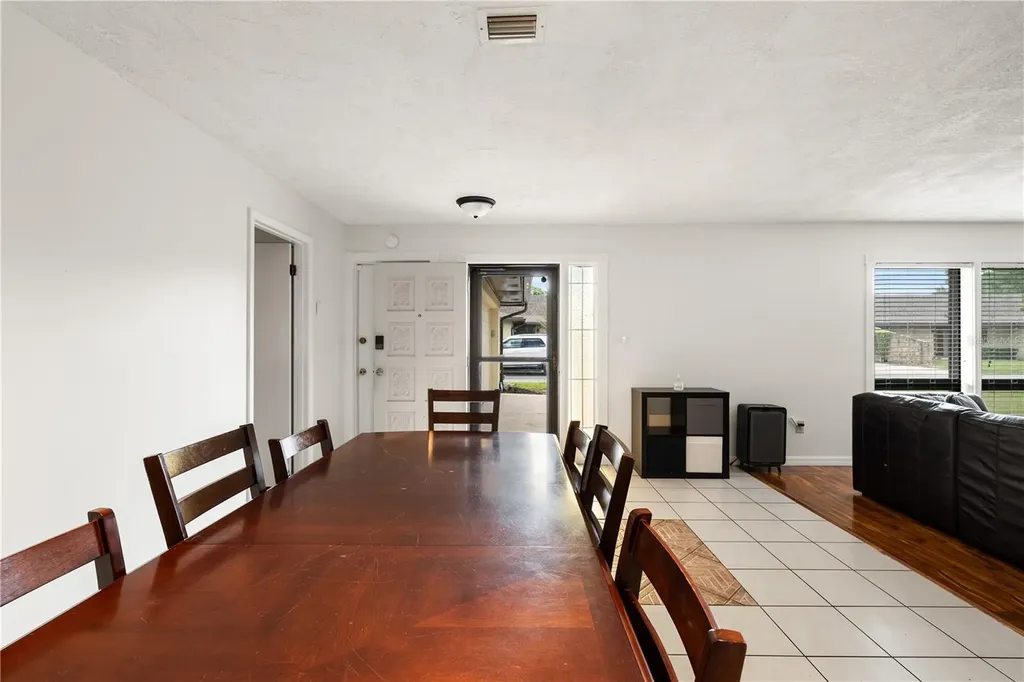 1408 Magellan Circle Orlando FL 32818