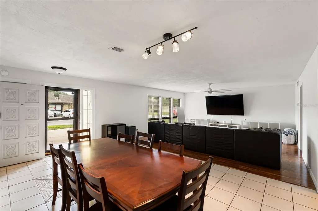 1408 Magellan Circle Orlando FL 32818