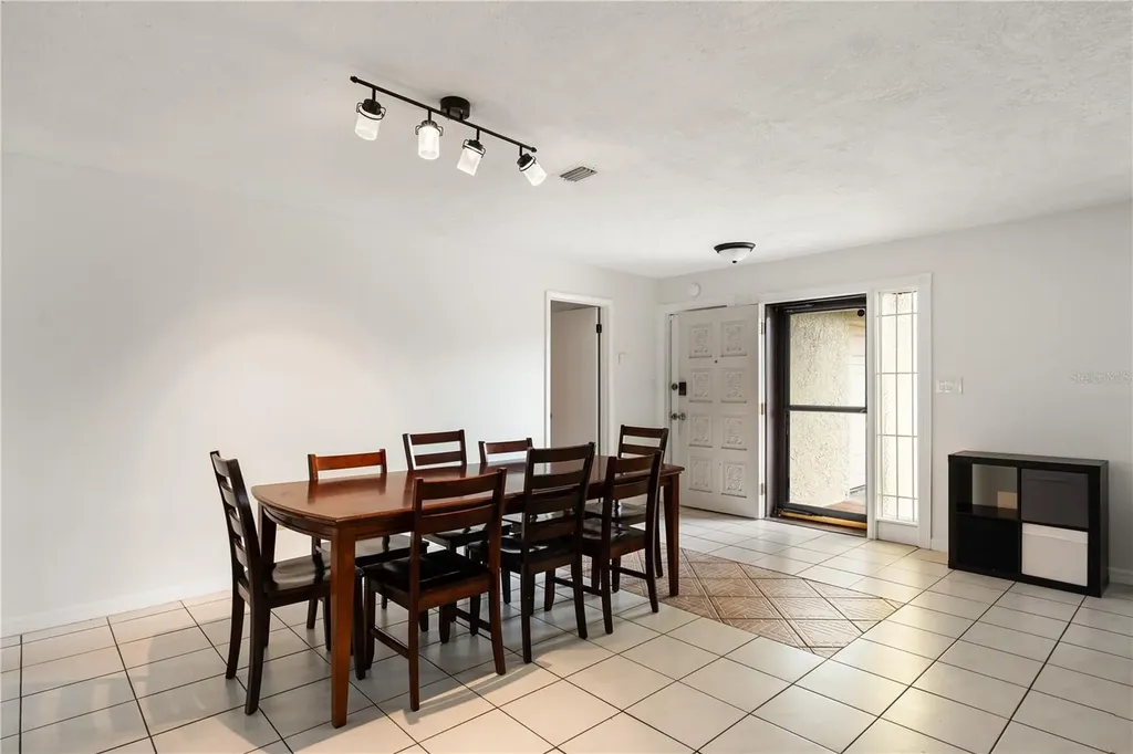 1408 Magellan Circle Orlando FL 32818