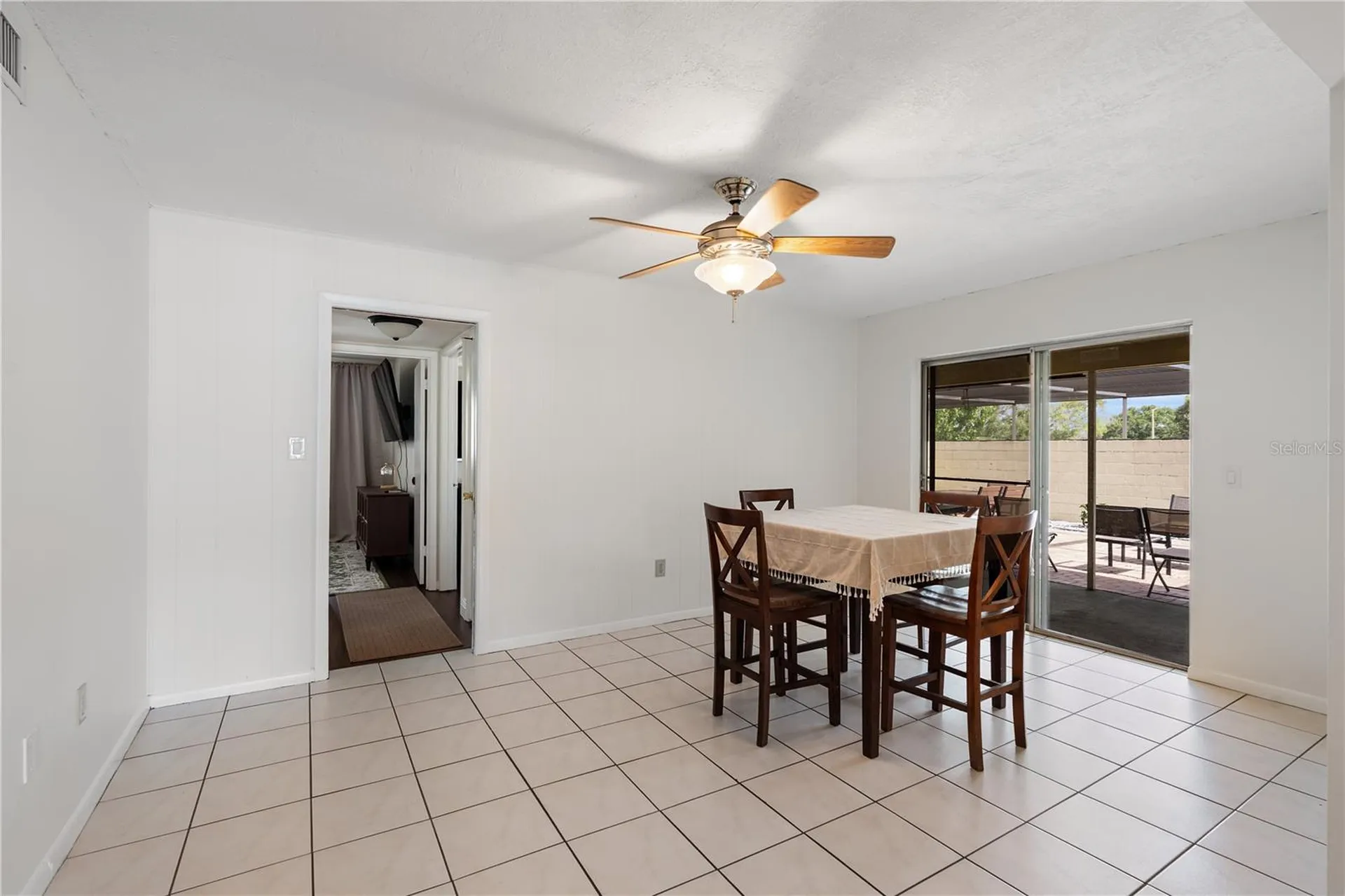 1408 Magellan Circle Orlando FL 32818