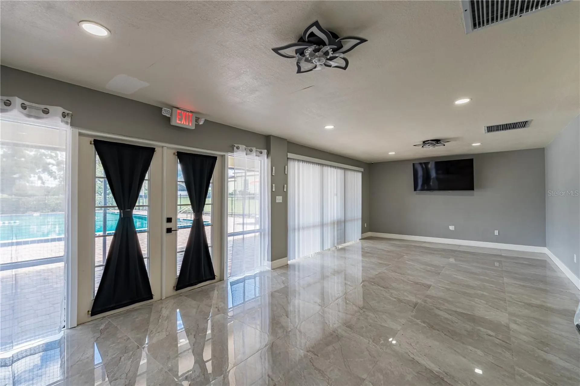 1408 Magellan Circle Orlando FL 32818