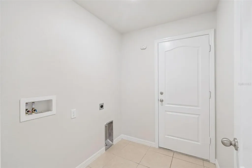 1350 Brenway Drive Mascotte FL 34753