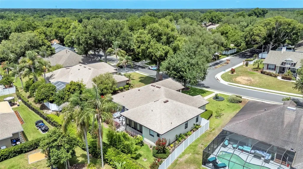 2104 Longleaf Circle Lakeland FL 33810